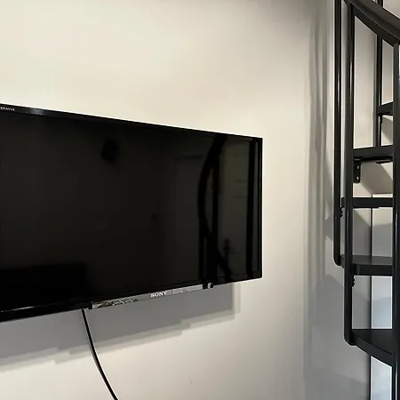 Miniapartament Jelonka アパート イェレニャ・グーラ