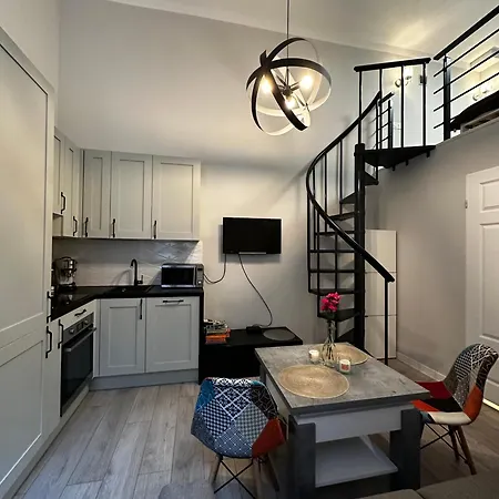 Miniapartament Jelonka يلينيا غورا